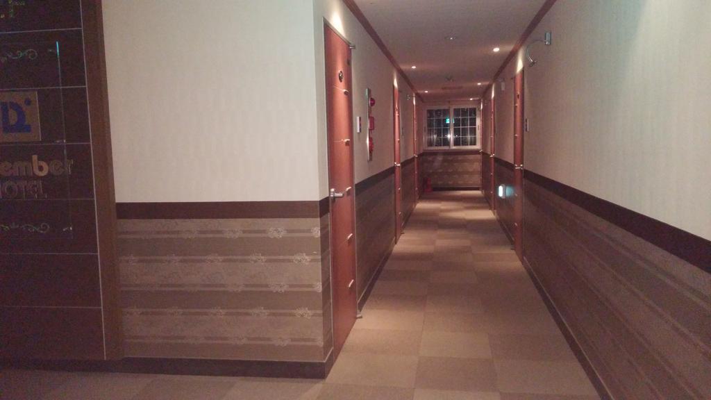 Jeju December Hotel Bagian luar foto